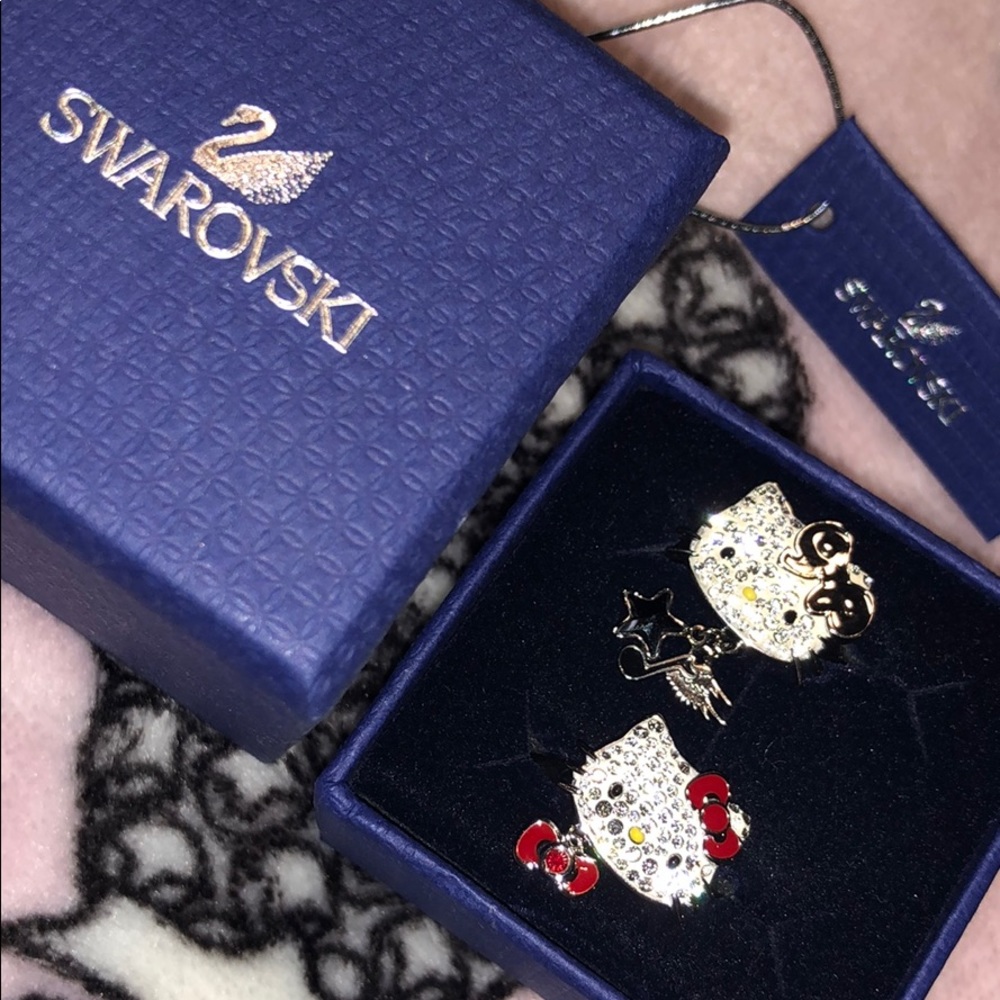 Two Hello Kitty Swarovski rings